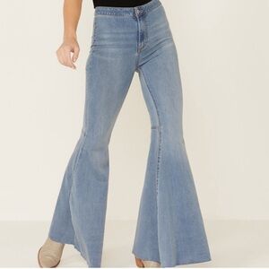 FREE PEOPLE | Just Float On | Flare Jeans | Size 25